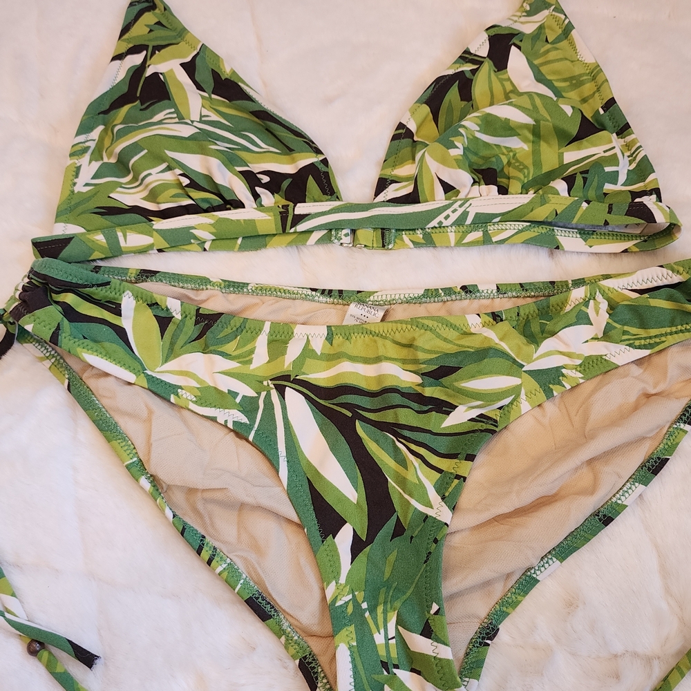 Tropical Leaf Print Bikini Set